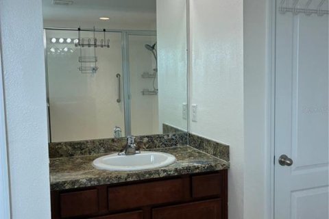 Villa ou maison à louer à Wesley Chapel, Floride: 4 chambres, 303.42 m2 № 2390869 - photo 28