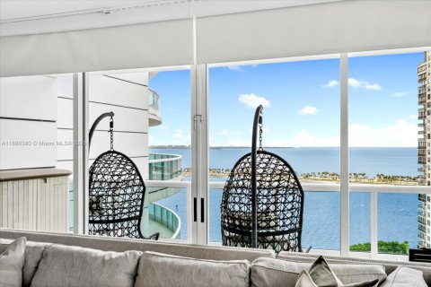 Copropriété à louer à Miami, Floride: 3 chambres, 214.6 m2 № 1951764 - photo 10