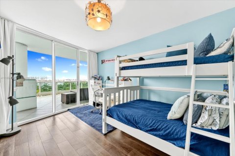 Copropriété à louer à Miami, Floride: 3 chambres, 214.6 m2 № 1951764 - photo 17