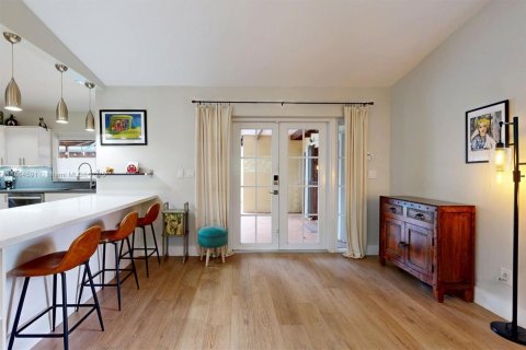 Casa en venta en Palmetto Bay, Florida, 4 dormitorios, 183.67 m2 № 1892896 - foto 11