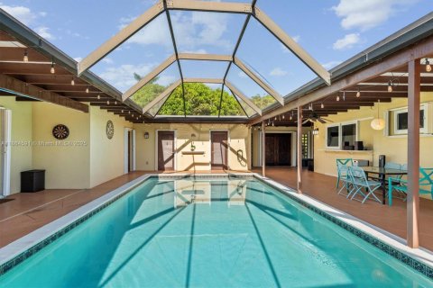 Casa en venta en Palmetto Bay, Florida, 4 dormitorios, 183.67 m2 № 1892896 - foto 9
