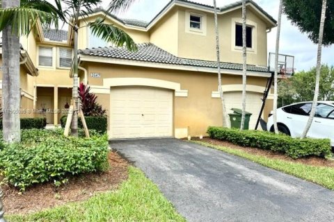 Touwnhouse à vendre à Weston, Floride: 3 chambres, 135.73 m2 № 1965254 - photo 3