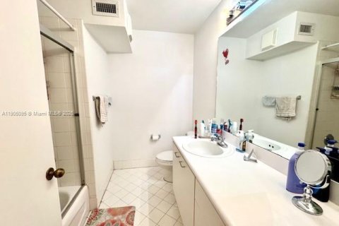 Touwnhouse à vendre à Weston, Floride: 3 chambres, 135.73 m2 № 1965254 - photo 11