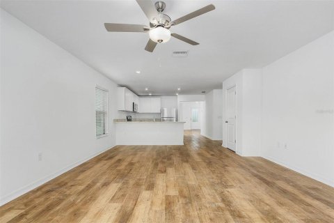 Casa en venta en Port Charlotte, Florida, 4 dormitorios, 172.52 m2 № 566892 - foto 9