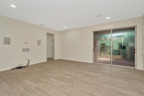 House in Tampa, Florida 5 bedrooms, 207.82 sq.m. № 2216360 - photo 22