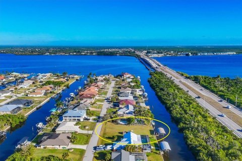 Terrain à Port Charlotte, Floride № 2121372