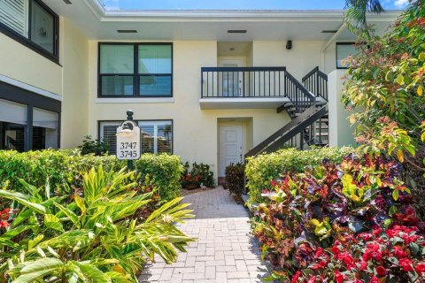 Condo in Boynton Beach, Florida, 3 bedrooms  № 1168563 - photo 1