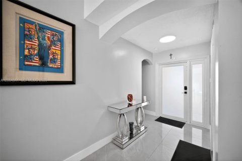 Купить виллу или дом в Майами, Флорида 3 спальни, 150.69м2, № 2074392 - фото 13