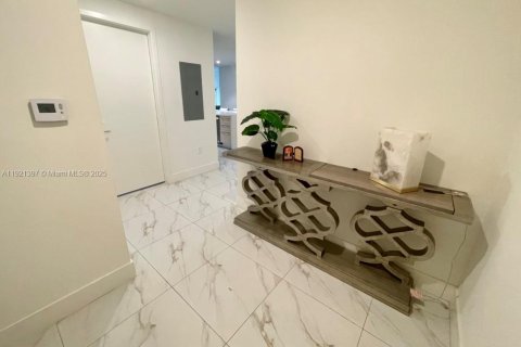 Купить кондоминиум в Санрайз, Флорида 3 спальни, 120.49м2, № 1975459 - фото 29