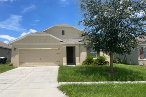 House in Winter Haven, Florida 4 bedrooms, 158.68 sq.m. № 1868844 - photo 1