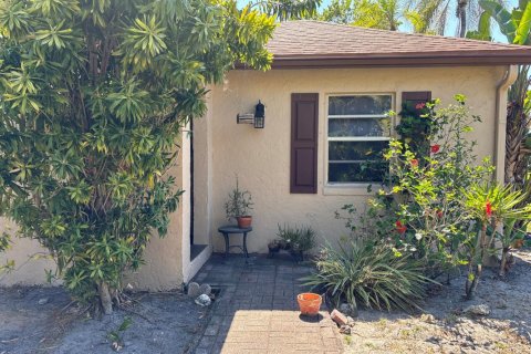 Casa en alquiler en Boca Raton, Florida, 1 dormitorio, 92.9 m2 № 1207344 - foto 1