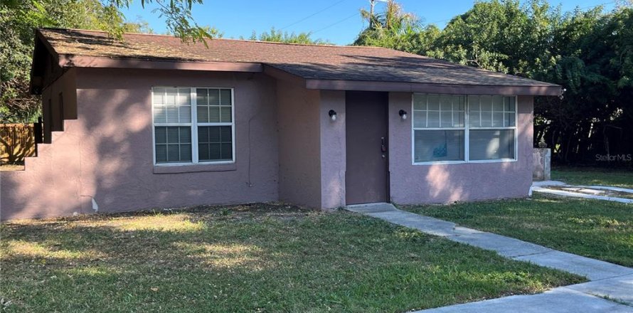 House in Bradenton, Florida 2 bedrooms, 72.84 sq.m. № 2277326