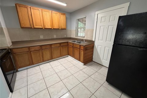 House in Bradenton, Florida 2 bedrooms, 72.84 sq.m. № 2277326 - photo 4