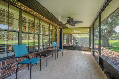 House in Zephyrhills, Florida 2 bedrooms, 175.49 sq.m. № 1826682 - photo 20