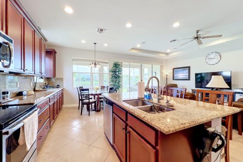 Casa en venta en Port St. Lucie, Florida, 3 dormitorios, 206.71 m2 № 2402034 - foto 13