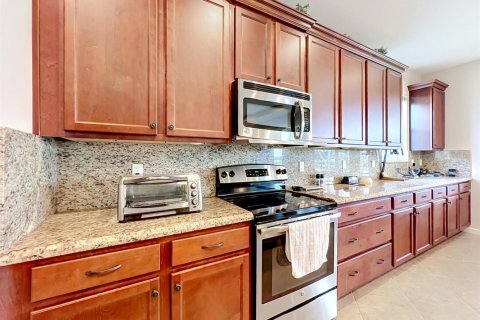 Casa en venta en Port St. Lucie, Florida, 3 dormitorios, 206.71 m2 № 2402034 - foto 15