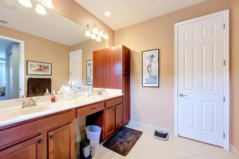 Casa en venta en Port St. Lucie, Florida, 3 dormitorios, 206.71 m2 № 2402034 - foto 27