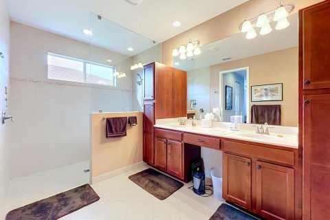 Casa en venta en Port St. Lucie, Florida, 3 dormitorios, 206.71 m2 № 2402034 - foto 26