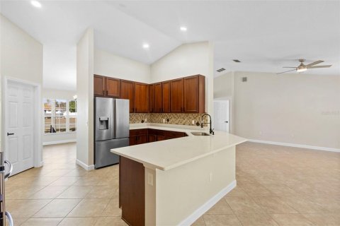 Villa ou maison à vendre à Deltona, Floride: 4 chambres, 189.71 m2 № 2149471 - photo 5