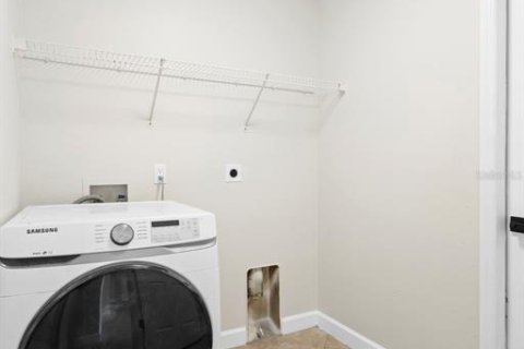 Villa ou maison à vendre à Deltona, Floride: 4 chambres, 189.71 m2 № 2149471 - photo 25