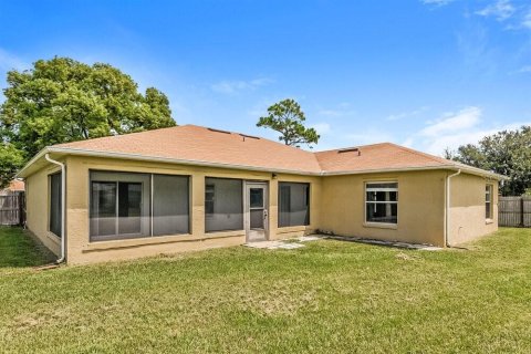 Villa ou maison à louer à Kissimmee, Floride: 4 chambres, 172.33 m2 № 2425236 - photo 16