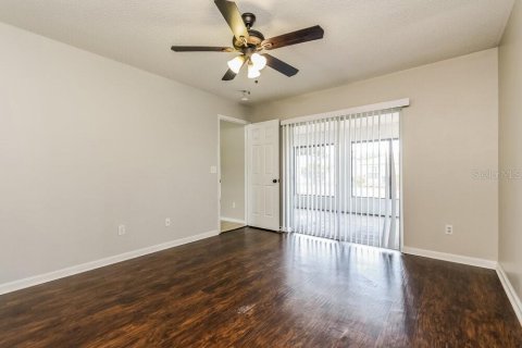 Villa ou maison à louer à Kissimmee, Floride: 4 chambres, 172.33 m2 № 2425236 - photo 11