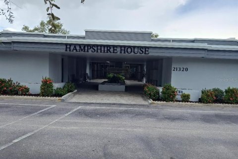 Condo in Port Charlotte, Florida, 2 bedrooms  № 1877362 - photo 1