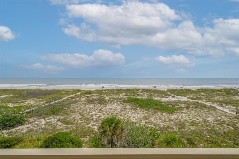Condo in Cocoa Beach, Florida, 2 bedrooms  № 2355088 - photo 2