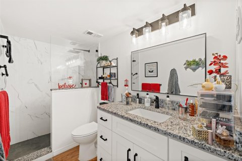 Condo in Cocoa Beach, Florida, 2 bedrooms  № 2355088 - photo 20