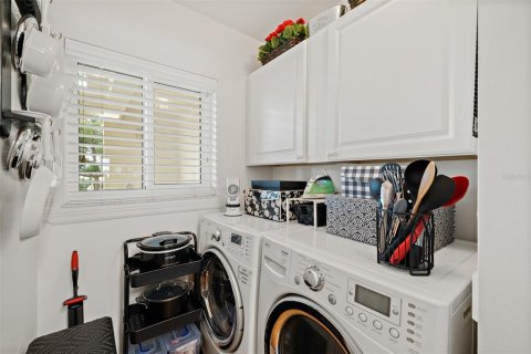 Condo in Cocoa Beach, Florida, 2 bedrooms  № 2355088 - photo 26