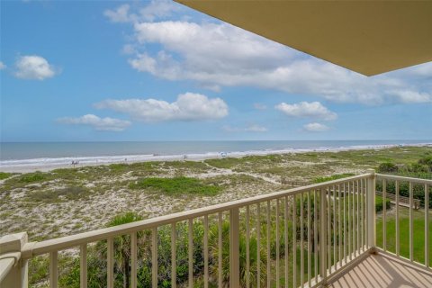 Condo in Cocoa Beach, Florida, 2 bedrooms  № 2355088 - photo 29