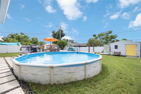 House in Bradenton, Florida 4 bedrooms, 223.24 sq.m. № 1910654 - photo 5