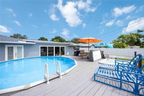 House in Bradenton, Florida 4 bedrooms, 223.24 sq.m. № 1910654 - photo 4