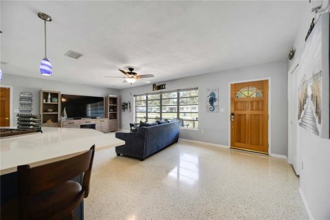 House in Bradenton, Florida 4 bedrooms, 223.24 sq.m. № 1910654 - photo 8