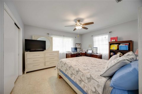 House in Bradenton, Florida 4 bedrooms, 223.24 sq.m. № 1910654 - photo 27