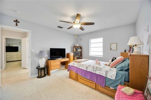 House in Bradenton, Florida 4 bedrooms, 223.24 sq.m. № 1910654 - photo 23