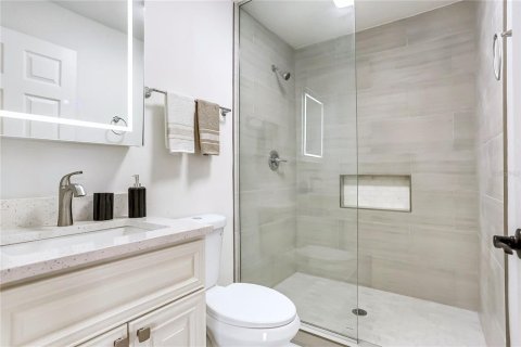 House in Orlando, Florida 3 bedrooms, 84.73 sq.m. № 1649690 - photo 15