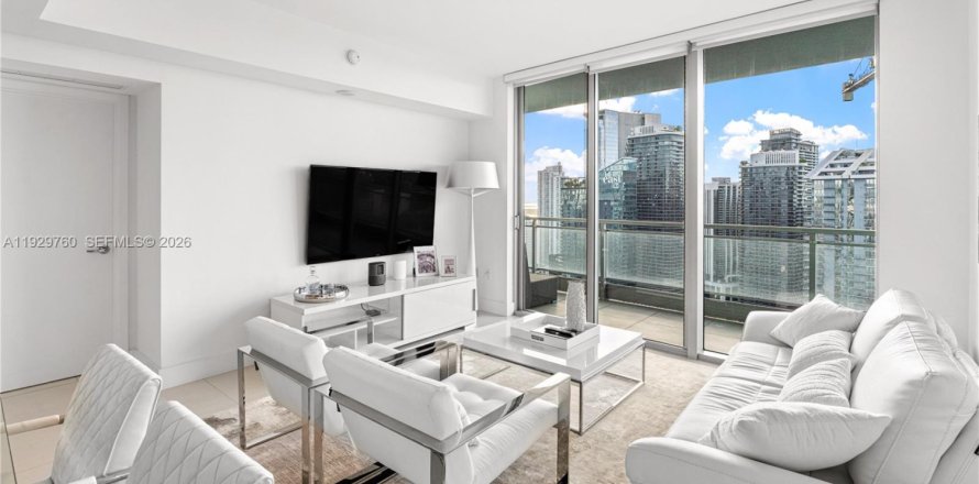 Condo in Miami, Florida, 2 bedrooms  № 1996025