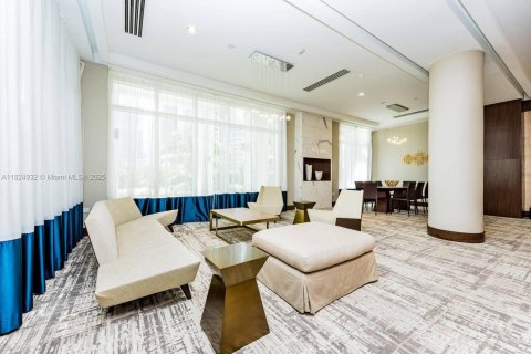 Купить кондоминиум в Майами, Флорида 1 спальня, 81.57м2, № 1957948 - фото 21