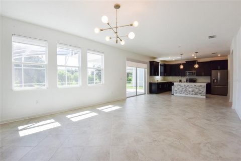 Casa en venta en Davenport, Florida, 4 dormitorios, 232.07 m2 № 2381272 - foto 7