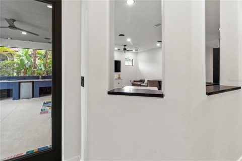 Купить виллу или дом в Сарасота, Флорида 7 комнат, 241.55м2, № 1846574 - фото 24