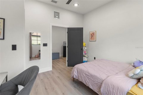 Купить виллу или дом в Сарасота, Флорида 7 комнат, 241.55м2, № 1846574 - фото 27