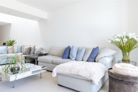 Adosado en venta en Sunny Isles Beach, Florida, 4 dormitorios, 225.29 m2 № 1852072 - foto 10