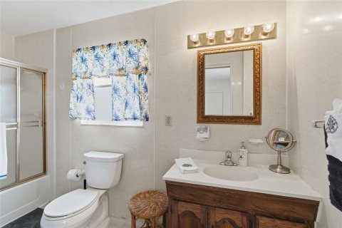 House in Englewood, Florida 2 bedrooms, 119.29 sq.m. № 2112975 - photo 22