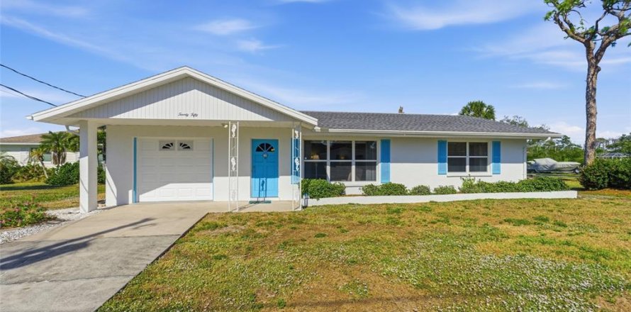 House in Englewood, Florida 2 bedrooms, 119.29 sq.m. № 2112975