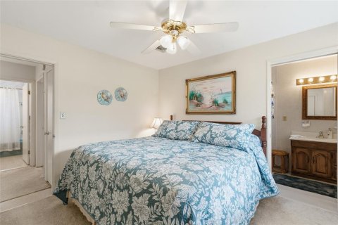 House in Englewood, Florida 2 bedrooms, 119.29 sq.m. № 2112975 - photo 20
