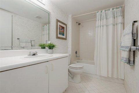 Condominio en alquiler en Pembroke Pines, Florida, 2 dormitorios, 112.13 m2 № 2060840 - foto 24