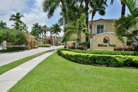 Adosado en Miramar, Florida 3 dormitorios, 117.99 m2 № 2055855