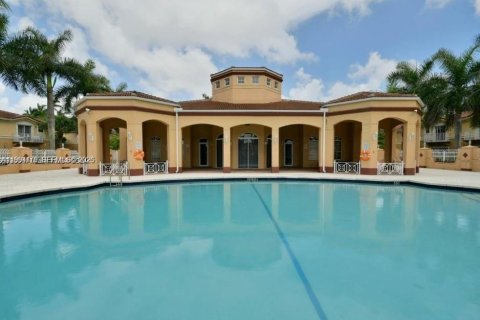 Adosado en venta en Miramar, Florida, 3 dormitorios, 117.99 m2 № 2055855 - foto 25
