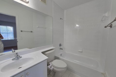 Adosado en venta en Miramar, Florida, 3 dormitorios, 117.99 m2 № 2055855 - foto 21